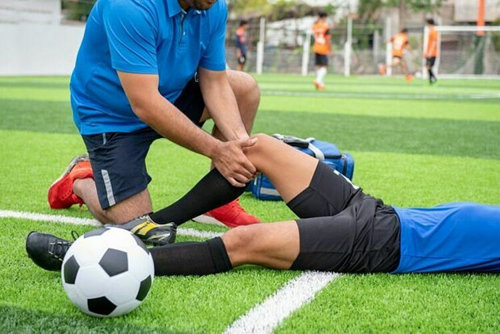 Viêm khớp gối tràn dịch là gì? Bệnh nguy hiểm như thế nào?