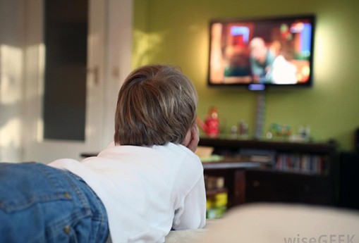 Trẻ xem tivi nhiều chậm nói