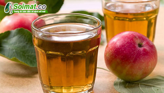 Uống nước giấm táo pha loãng giúp cắt cơn đau do sỏi túi mật tại nhà