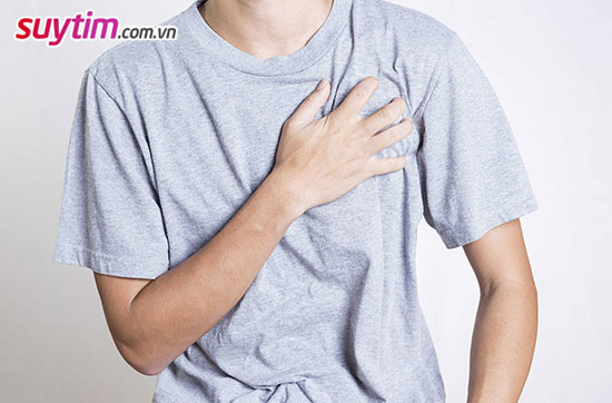 Người bệnh bóng tim to cần cẩn trọng với các triệu chứng khó thở, hồi hộp, mệt mỏi.