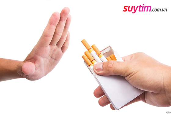 Lời khuyên cho bệnh nhân suy tim là bỏ thuốc lá.