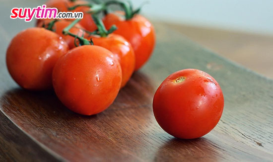 Cà chua có nhiều lợi ích cho sức khỏe của người hở van tim 2 lá
