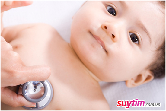 Trẻ có nguy cơ cao mắc bệnh tim bẩm sinh do mẹ bị nhiễm virus trong 3 tháng đầu của thai kỳ