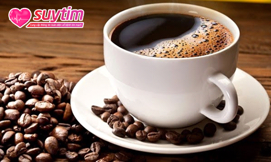 Người bệnh tăng huyết áp nên hạn chế cafein để ổn định huyết áp
