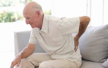  Bệnh đau lưng ở người cao tuổi